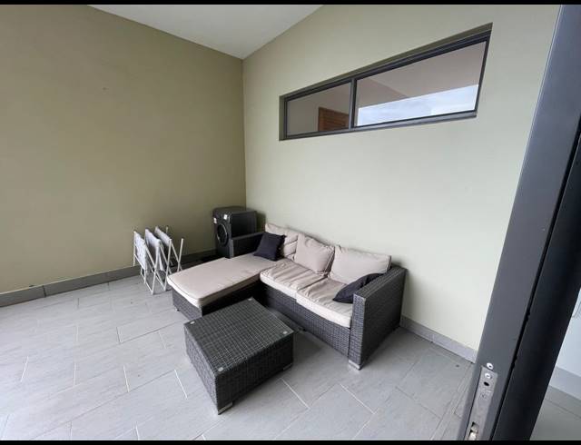 2 BEDROOM APARTMENT FOR SALE IN UMHLANGA RIDGE